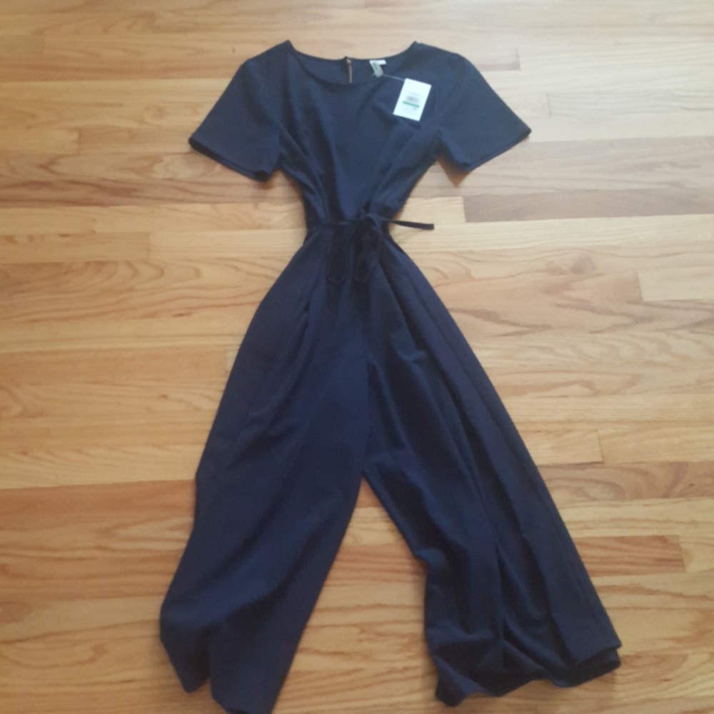 Brand New Wide Leg Cropped Jumpsuit